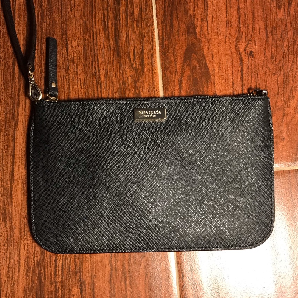 Kate Spade New York Wristlet Wallet Black